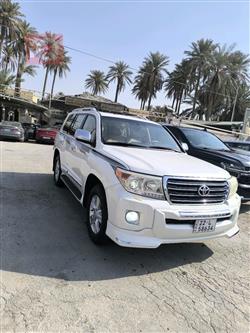 تۆیۆتا لاند کروزەر